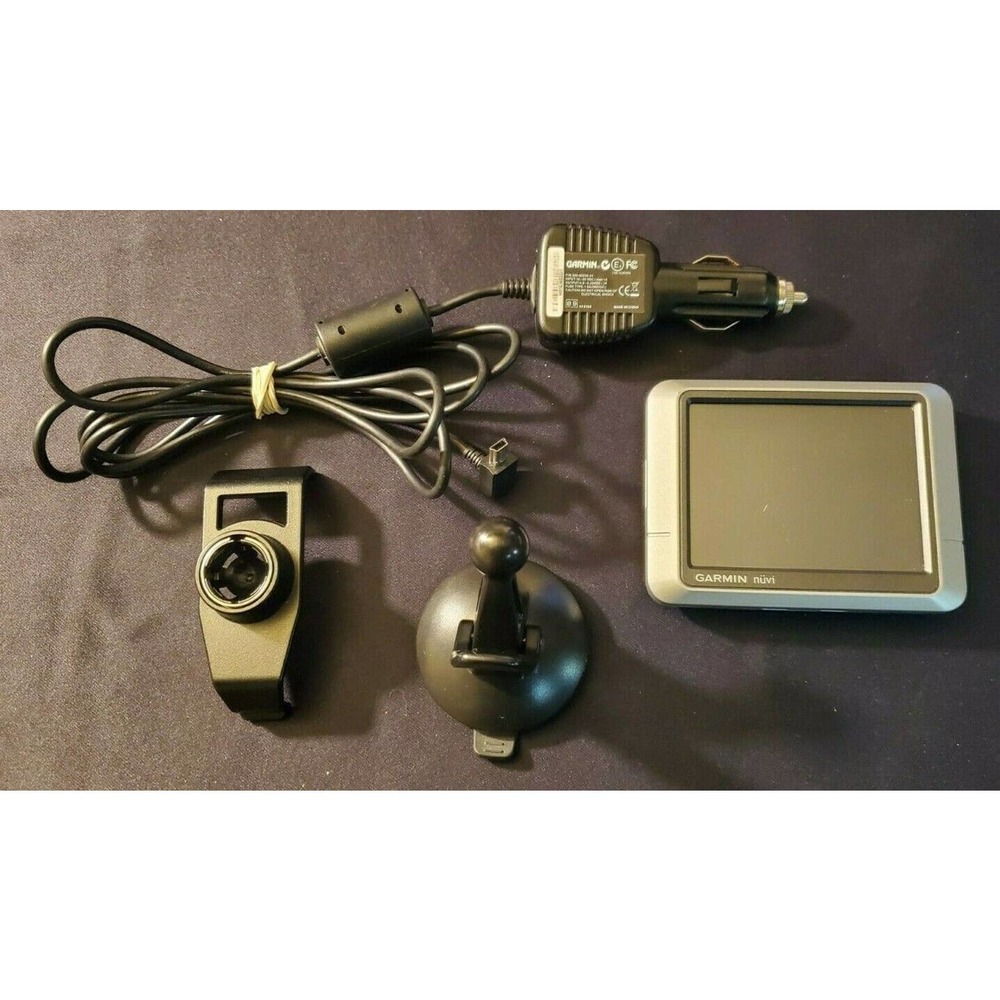 Garmin Nuvi CAN 310 (Tested and Working) - WITH MOUNT